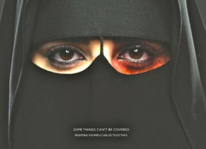 Allah commande de battre l’épouse désobéissante (Coran 4.34)…
