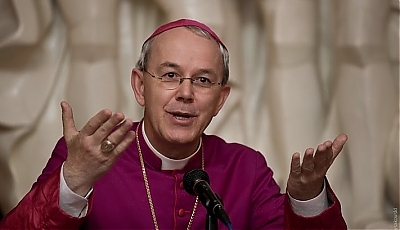 Le dilemme entre la préservation de l’ intégrité sans ambiguïté de la foi catholique et être canoniquement reconnu par le Pape
