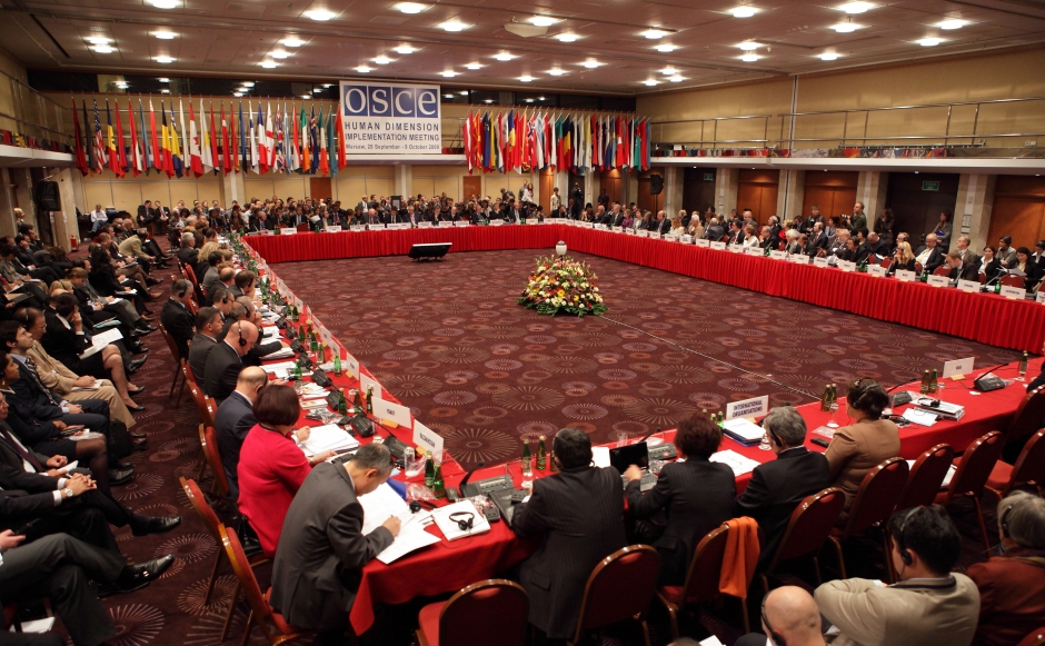 “Tolérance et non-discrimination”, l’abbé Pagès à l’OSCE le 24.09.13 a.m.