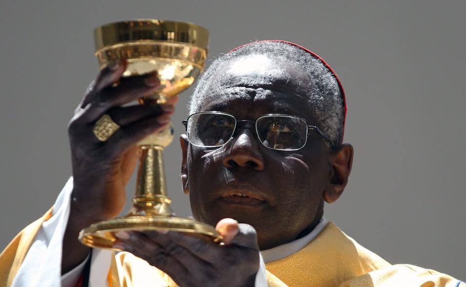 Robert Cardinal Sarah : « J’ai peur que l’Occident ne meure… »