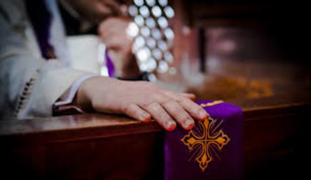 Peut-on recevoir le sacrement du pardon par visioconférence ?